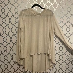 Lululemon High Low Cream top